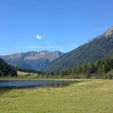 In Obervellach/kaernten 53 *